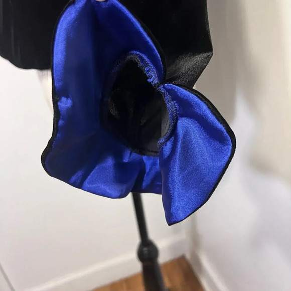 K petite, 8P, crush velvet long trumpet sleeve ruffle collar, satin crop jacket - Picture 6 of 12